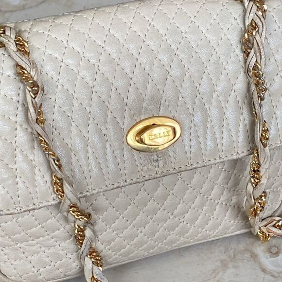 Bally Quilted Ivory Leather Woven Chain Strap Shoulder Bag Vintage - Picture 6 of 15